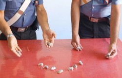 hashish cruscotto auto