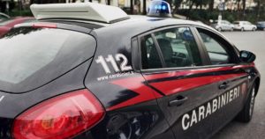 carabinieri auto