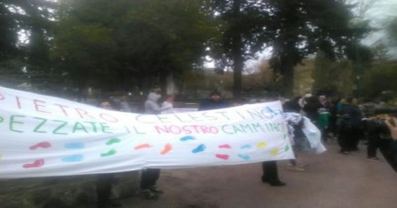 marcia mamme scuola San Pietro Celestino