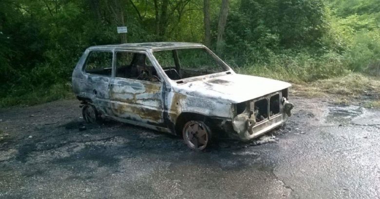 auto in fiamme filignano