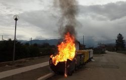 incendio cassonetti venafro