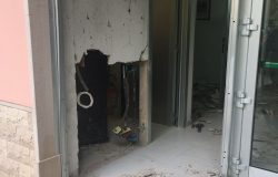 assalto bancomat san giuliano di puglia
