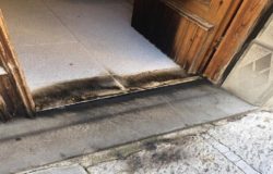 Agnone incendio portone atticità commerciale