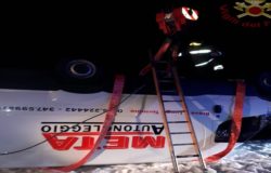 Roccasicura, Perde il controllo e si ribalta col furgone, illeso il conducnete