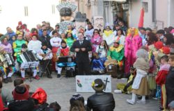 CARNEVALE - A corse di kevalle, mascherata a Ripalimosani