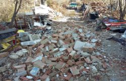 Deposito incontrollato di rifiuti, area sotto sequestro