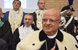 UNIMOL - Il Rettore anticipa di 8 mesi l'uscita dall'incarico. Due le cordate alle nuove elezioni