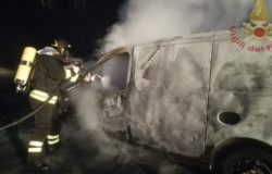 VENAFRO - Ceppagna, furgone in fiamme