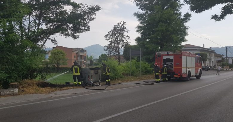 incendio cassonetto venafro