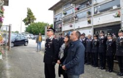 CAMPOBASSO - Commemorazione dei defunti, i Carabinieri omaggiano Elio Di Mella assassinato in servizio appena trentenne