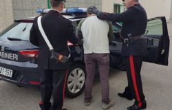 VENAFRO - Minacce e violenza fisica alla convivente, arrestato 30enne