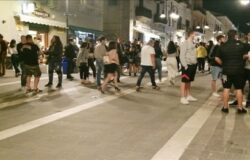 ORDINANZA - Coronavirus, sindaci ai ripari per limitare la folla della movida