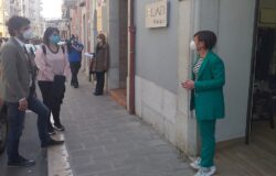 RIPRESA, sindaco Gravina, negozi locali