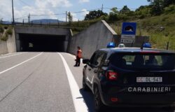 ANZIANO CONTROMANO GALLERIA