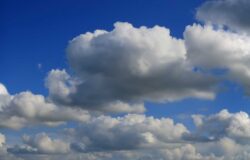 METEO - Nubi sparse al mattino, poi peggiora