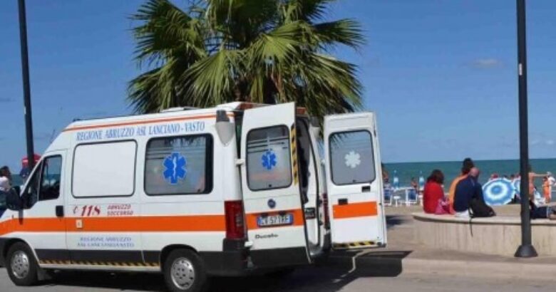 Tragedia al mare, muore annegato