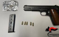 droga, pistola, scooter, arrestato