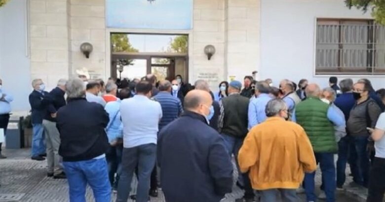 forestali protesta consiglio regionale