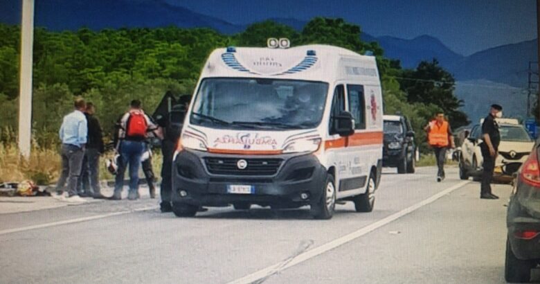 INCIDENTE, Scontro, auto, moto, SS 85, ferito