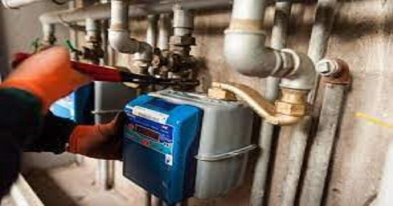 abusivo, rete gas metano, denunciato, furto aggravato