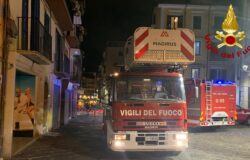 fuoco, casa, centro storico, Vigili del Fuoco