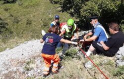 Donna, scivola in un dirupo, escursione, ospedale