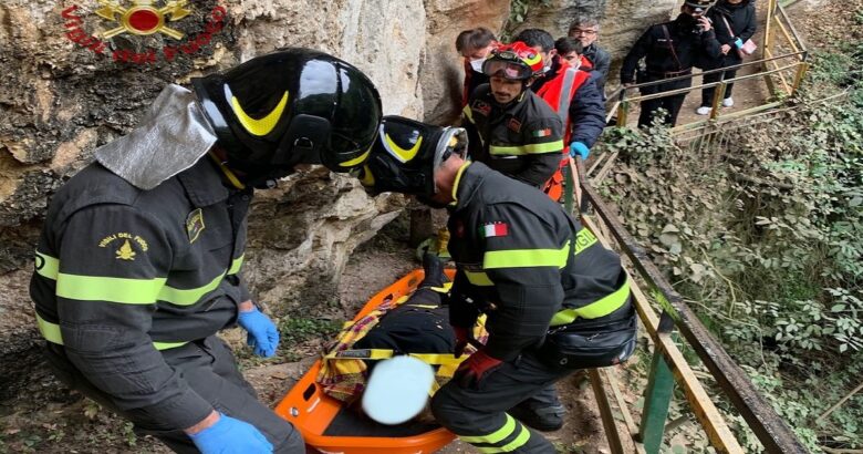 Malore, sentiero, cascate, turista, Vigili del fuoco