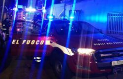 Incendio, abitazione, vigili del fuoco
