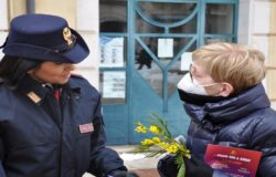Festa della donna, Polizia di Stato, «Questo non è amore»