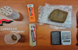 Festa di compleanno, hashish, ragazzini, denunciati, Carabinieri