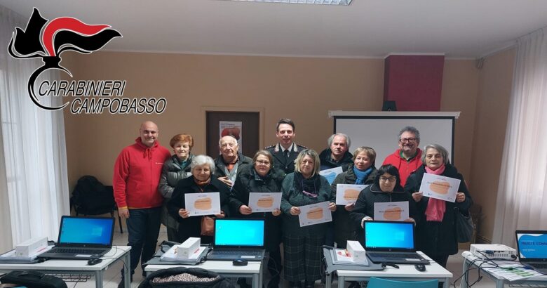 “Felici e connessi”, over 65, Carabinieri