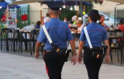 estorce-soldi-minacce-donna-arrestato