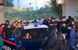 Cultura alla legalità, studenti, albero, Carabinieri