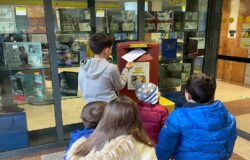 bambini molisani, ufficio postale, letterine, Babbo Natale