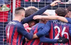 Calcio, serie D, Monterotondo, Campobasso, capolista