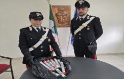 Venafro, fumogeni, torce luminose, sequestro, Carabinieri, Civitelle, Agnone