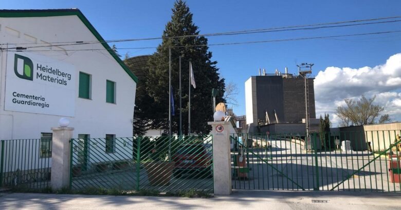 incendio, cementeria, Guardiaregia, indagati, funerali, Vinchiaturo