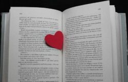 “Scrivere d’amore per restare in connessione con il mondo”, “Scrittodicuore”