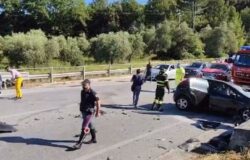 incidente, ss 85, ferito grave, tir, auto