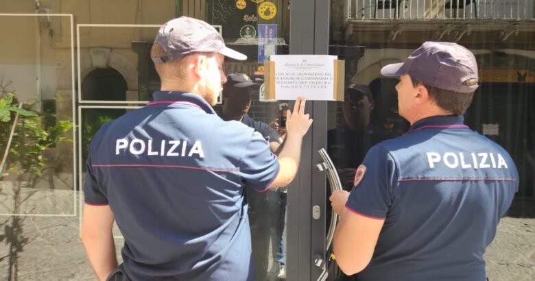 Risse, aggressioni, sospesa attività, locale pubblico