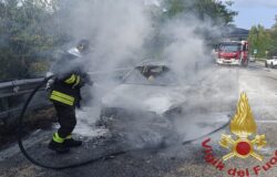 Auto, fuoco, SS87, famiglia