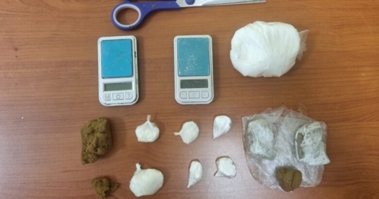 Detenzione ai fini di spaccio, sostanze stupefacenti, arrestato