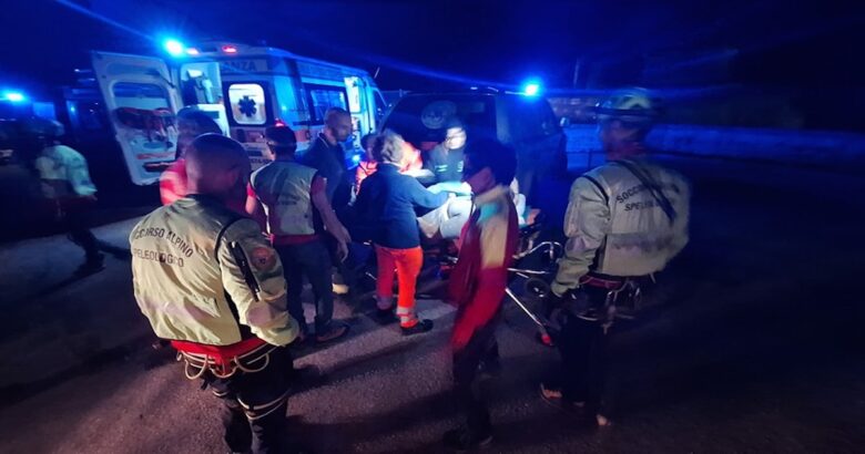 disperso, Ritrovato, messo, dirupo