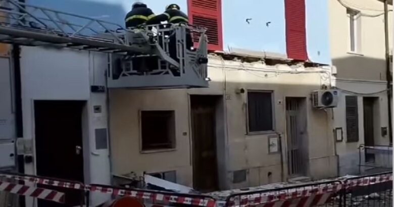 termoli, crollo, balcone