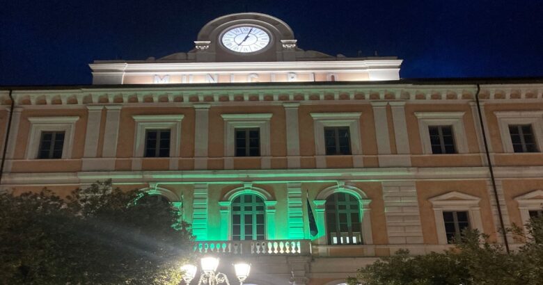Giornata mondiale della salute mentale, Campobasso, palazzo San Giorgio, verde