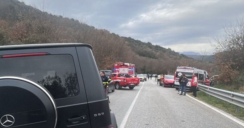 Incidente, SS 158, Montaquila, auto, feriti 