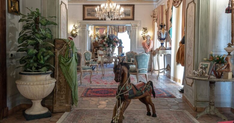 Isernia, Palazzo-de-lellis petrecca