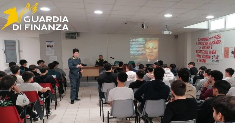 Educazione alla Legalità Economica, Guardia di Finanza, Campobasso, studenti