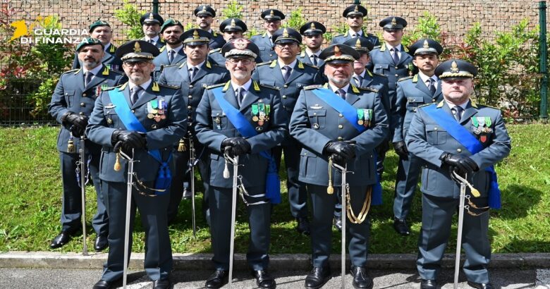 Guardia di Finanza, giuramento, Repubblica, ispettori, sovrintendenti, finanzieri