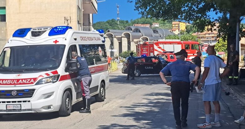 Isernia, scontro, auto, scooter, San Lazzaro, feriti, giovani